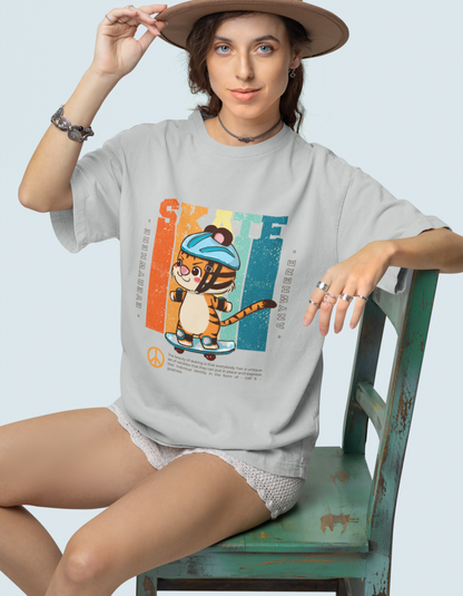 Skate Cat Oversized T-Shirts for Women